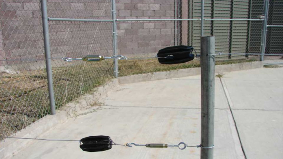 YONUSA BAAL500 - Bobina de alambre de aluminio de 500 mts. para líneas de cercos eléctricos YONUSA / Calibre 16 / Resistente a la corrosión